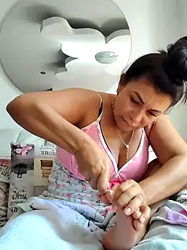 mia mancinii online show from 04/02/26, 06:58