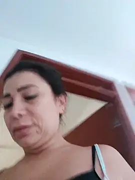 mia mancinii online show from 11/12/25, 02:32