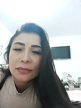 mia mancinii online show from 11/10/25, 10:48