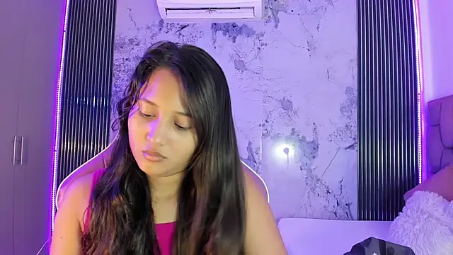 Laly Cherry  online show from 10/16/25, 12:24