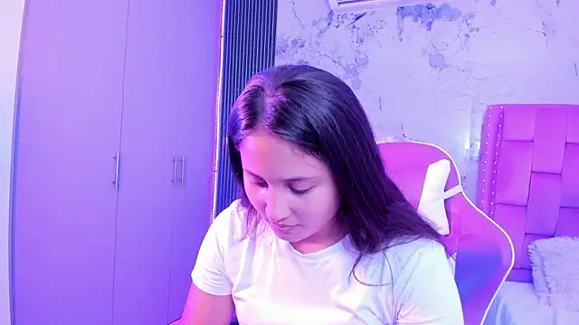Laly Cherry  online show from 09/30/25, 12:55