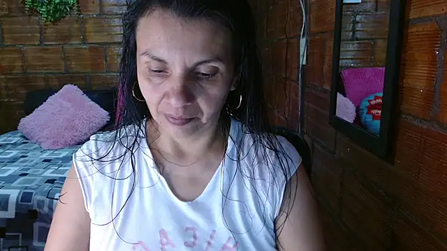 Milf Fantassyy online show from 09/16/25, 03:40