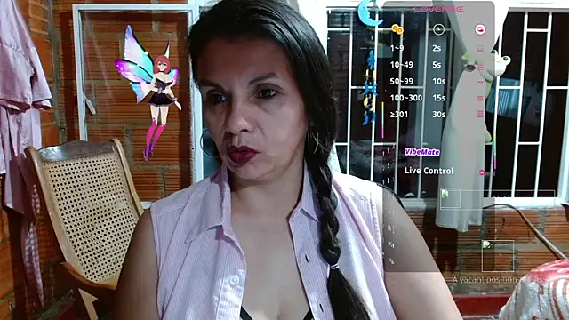 Milf Fantassyy online show from 11/18/25, 04:05