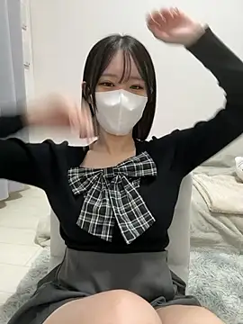 Snapshot of Ribon_n chatting on 11/02/25, 03:28 Ribon n online show from 11/02/25, 03:28