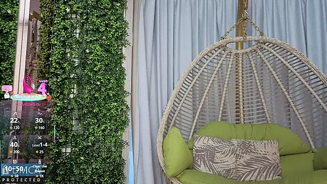 Kiara Zahiri   online show from 11/07/25, 11:04