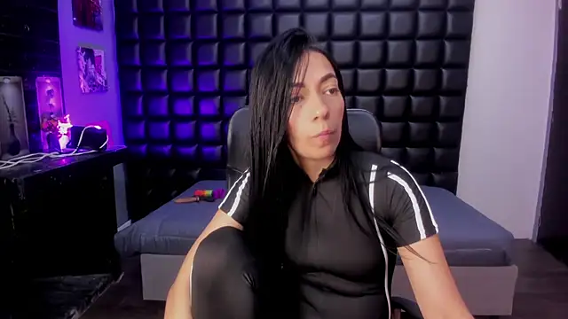 ashlyy sweet  online show from 04/11/26, 04:10