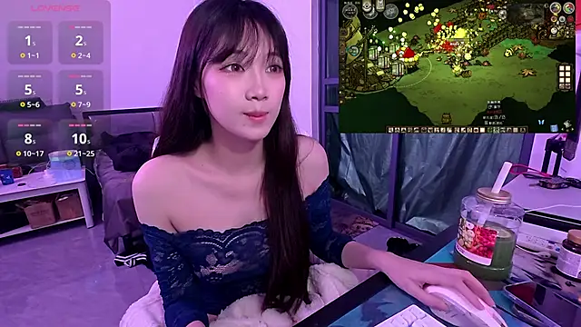 Snapshot of Linbaibai chatting on 11/23/25, 03:55 Linbaibai online show from 11/23/25, 03:55