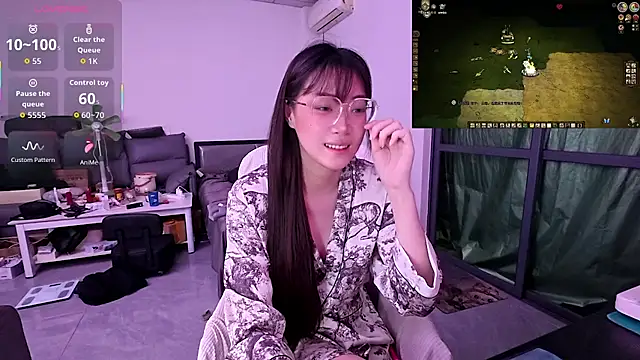 Snapshot of Linbaibai chatting on 10/25/25, 05:24 Linbaibai online show from 10/25/25, 05:24