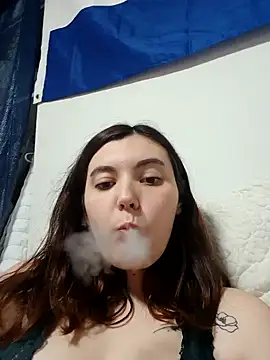 Snapshot of chickenmole chatting on 12/13/25, 09:54 chickenmole online show from 12/13/25, 09:54