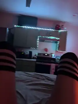 littiekitty online show from 10/15/25, 03:20