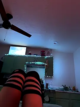 littiekitty online show from 09/17/25, 03:03