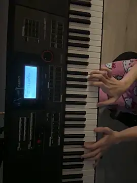 littiekitty online show from 11/18/25, 04:54