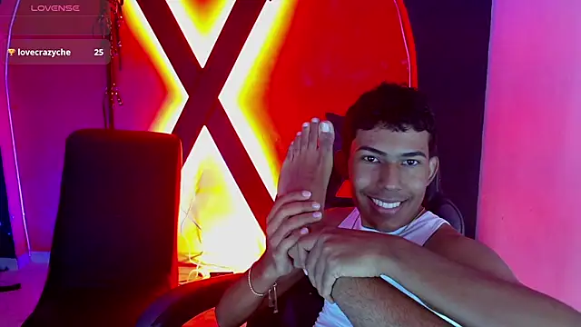 Snapshot of gabriel_boyflex chatting on 09/13/25, 03:17 gabriel boyflex online show from 09/13/25, 03:17