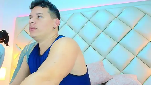 EclipseandFlame online show from 10/08/25, 01:56