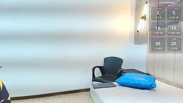 agatha fit online show from 02/04/26, 01:06