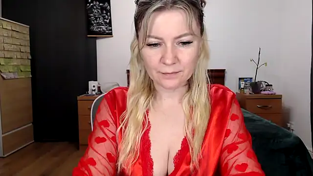 ParadiseAlina online show from 04/03/26, 08:15