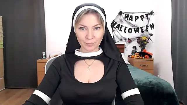 ParadiseAlina online show from 10/30/25, 05:54