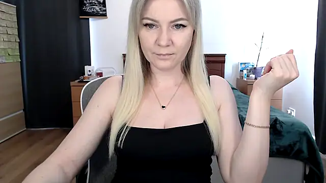 ParadiseAlina online show from 03/18/26, 03:13