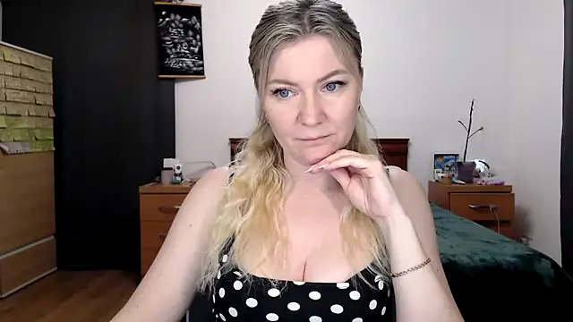 ParadiseAlina online show from 03/28/26, 07:15