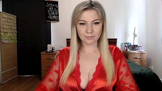 ParadiseAlina online show from 04/15/26, 01:37