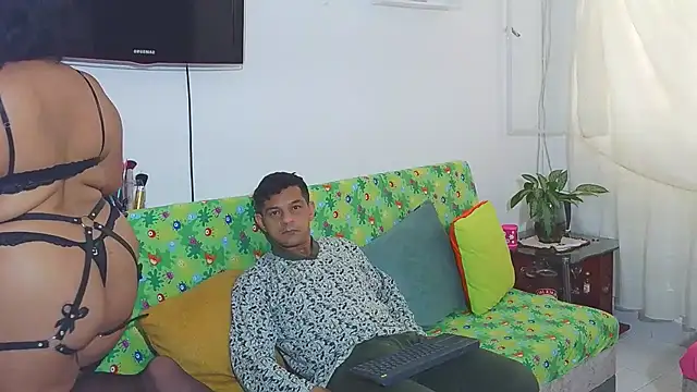 Nicolletorres2 online show from 02/13/26, 03:45