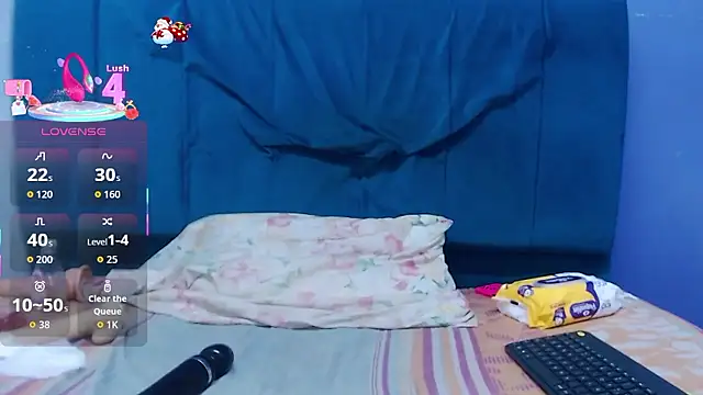 Snapshot of andrealopezcm101 chatting on 01/19/26, 12:53 andrealopezcm101 online show from 01/19/26, 12:53