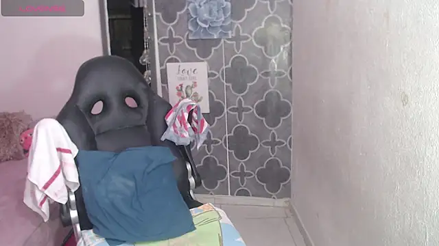 karamirror  online show from 03/27/26, 02:20