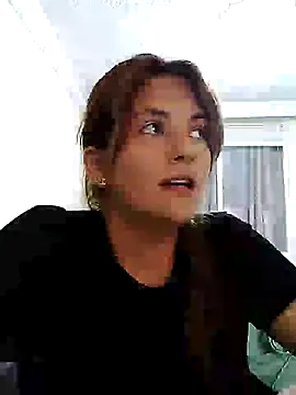 Snapshot of karamirror_ chatting on 09/23/25, 10:06 karamirror online show from 09/23/25, 10:06