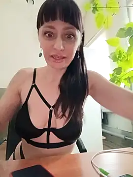 Lietta  online show from 02/15/26, 12:48