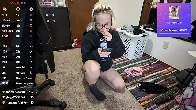 xxNaughtyNicolexx online show from 10/05/25, 12:18