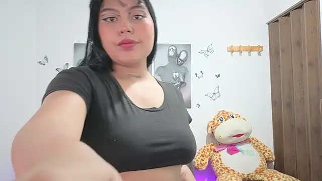 Snapshot of Candy_Chloe02 chatting on 02/18/26, 11:06 Candy Chloe02 online show from 02/18/26, 11:06