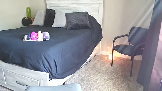 Calimarina online show from 11/16/25, 06:01