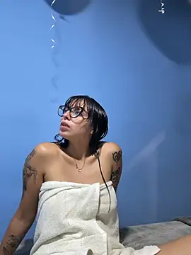 Clawd hot online show from 04/05/26, 09:32