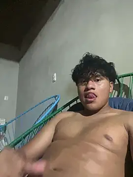 VRGUD0N19cm online show from 04/22/26, 08:37