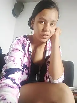 Snapshot of marisolcardona chatting on 09/24/25, 03:51 marisolcardona online show from 09/24/25, 03:51