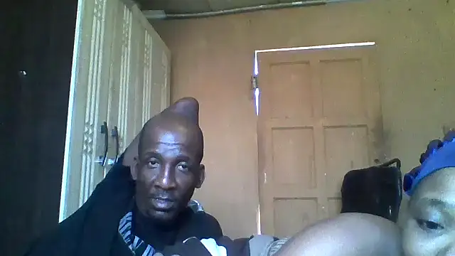 longdickson12345 online show from 04/19/26, 08:04