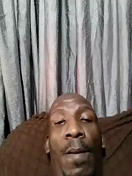 longdickson12345 online show from 10/13/25, 03:46