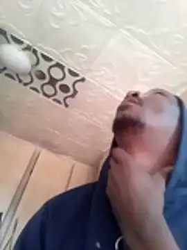 longdickson12345 online show from 11/12/25, 06:50