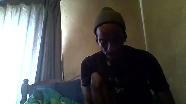 longdickson12345 online show from 04/28/26, 07:57