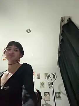 Snapshot of lunaasexxx0 chatting on 09/20/25, 03:55 lunaasexxx0 online show from 09/20/25, 03:55