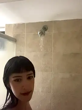 Snapshot of lunaasexxx0 chatting on 10/05/25, 12:12 lunaasexxx0 online show from 10/05/25, 12:12