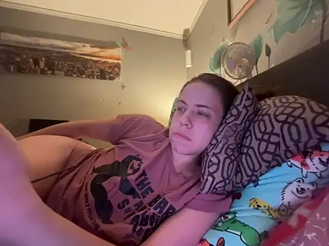 Snapshot of Vaua089 chatting on 04/16/26, 04:57 Vaua089 online show from 04/16/26, 04:57