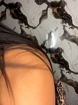 Snapshot of BrunetteBliss69 chatting on 11/06/25, 01:09 BrunetteBliss69 online show from 11/06/25, 01:09