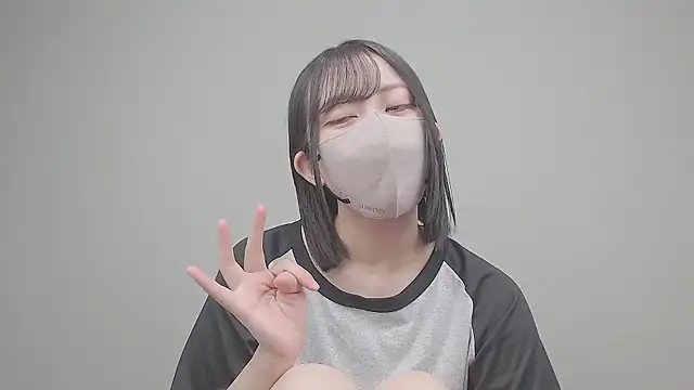 Snapshot of Sakura_sweety chatting on 09/15/25, 05:30 Sakura sweety online show from 09/15/25, 05:30