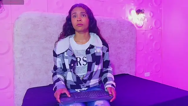 Kristall 06 online show from 10/09/25, 09:04