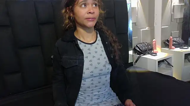 Kristall 06 online show from 11/12/25, 06:34