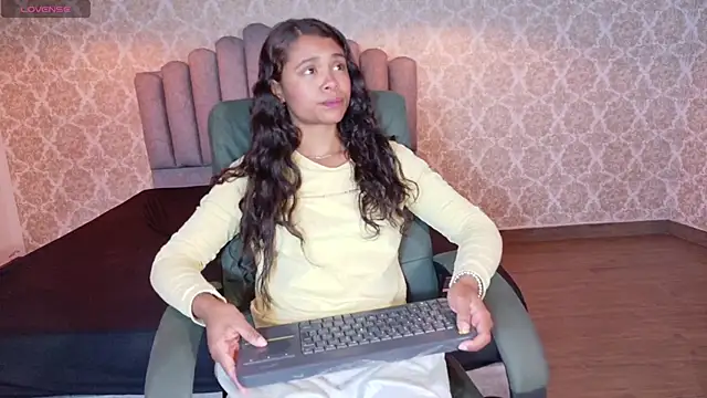 Kristall 06 online show from 10/22/25, 05:12