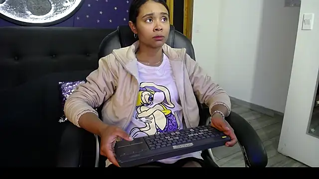 Kristall 06 online show from 11/25/25, 03:23