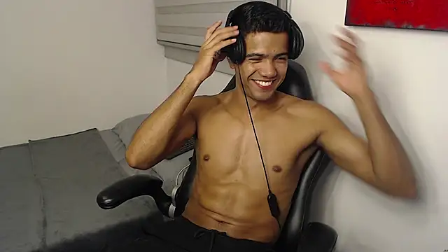 Simplee guyy online show from 02/15/26, 12:33