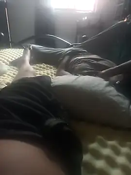 Snapshot of Ardillaxxxx199 chatting on 11/17/25, 04:55 Ardillaxxxx199 online show from 11/17/25, 04:55